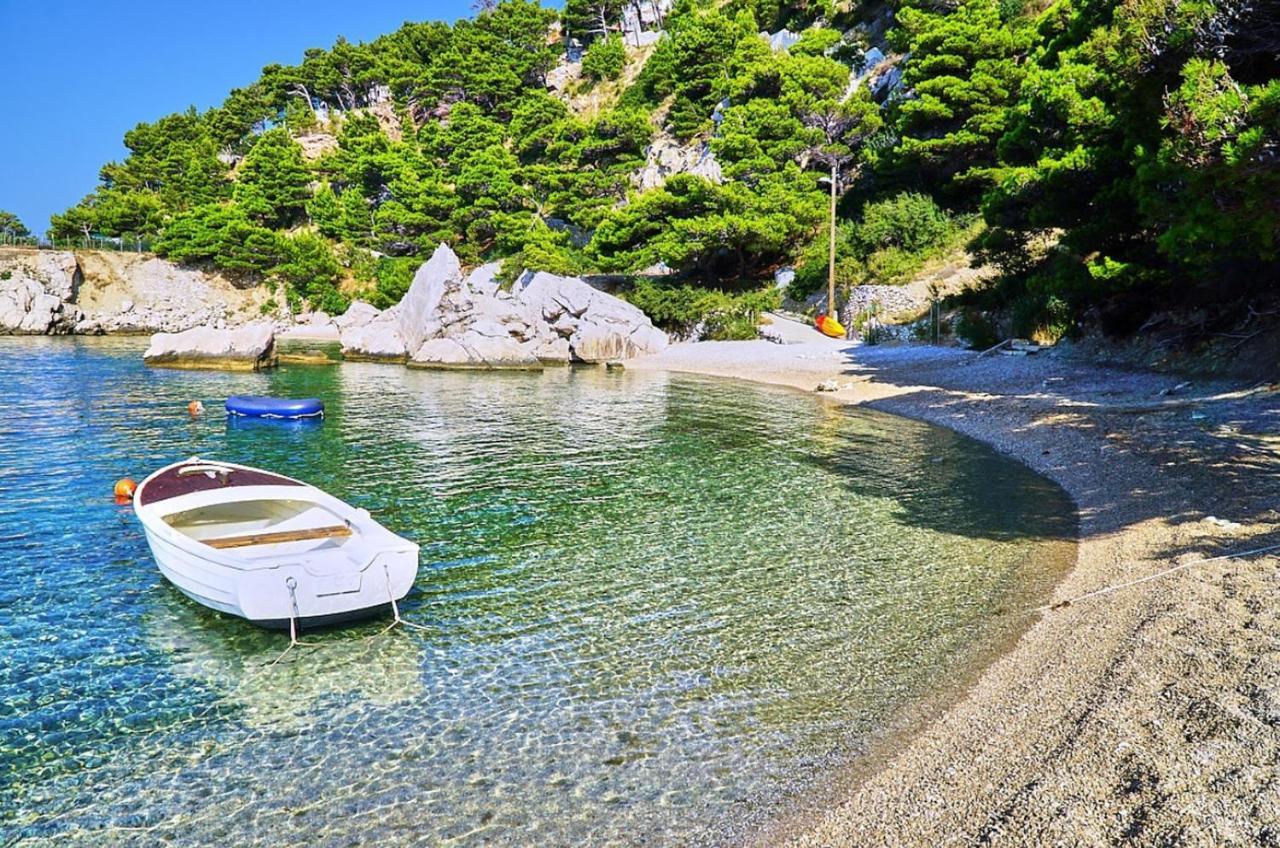 Apartments & Restaurant Galeb Marusici  외부 사진