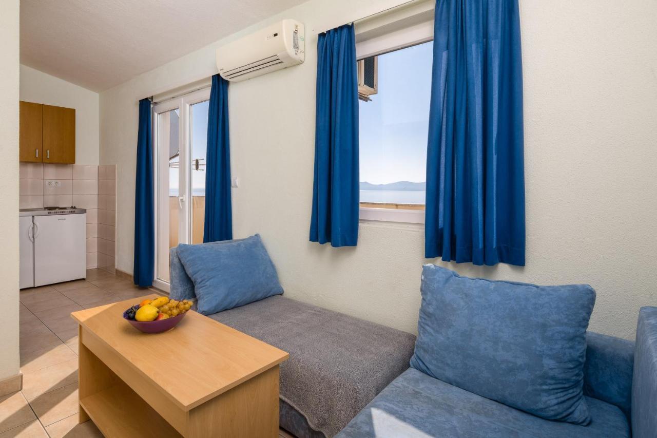 Apartments & Restaurant Galeb Marusici  외부 사진