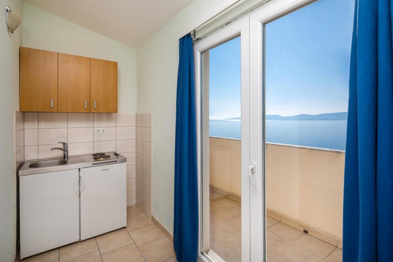 Apartments & Restaurant Galeb Marusici  외부 사진