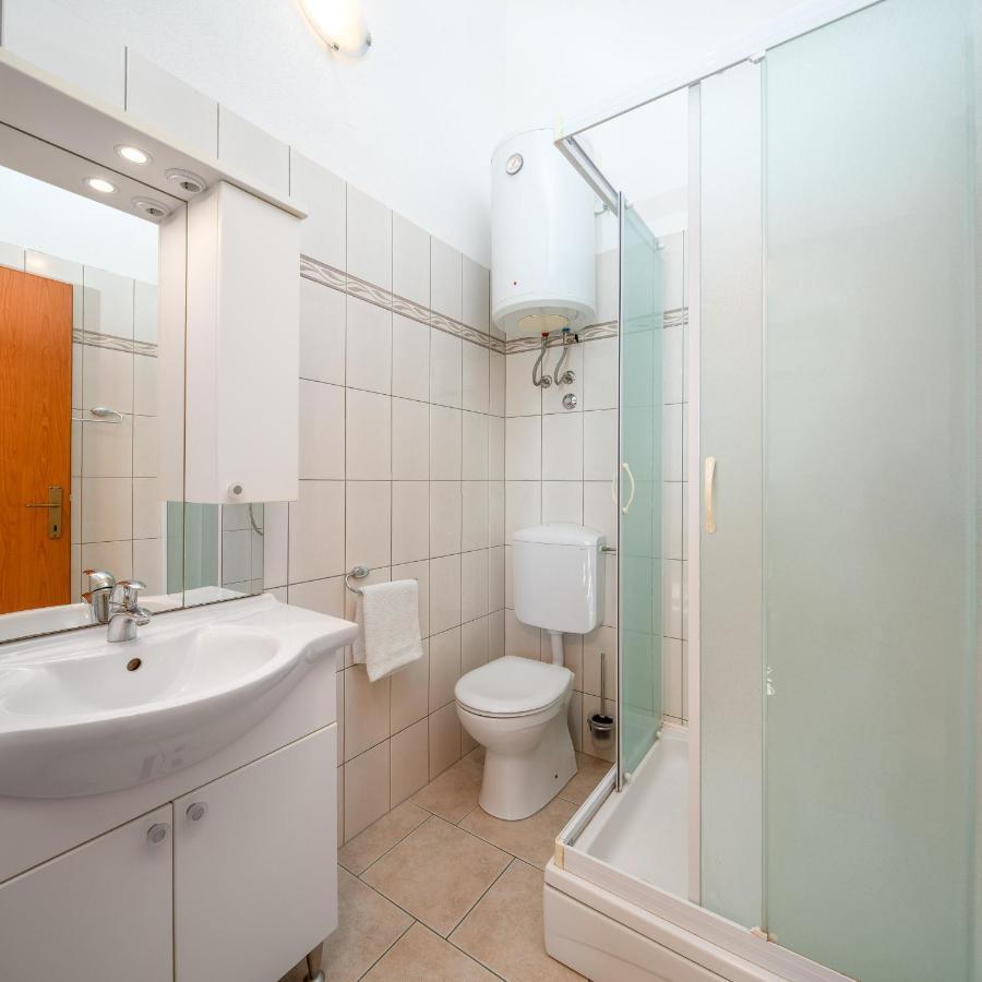 Apartments & Restaurant Galeb Marusici  외부 사진