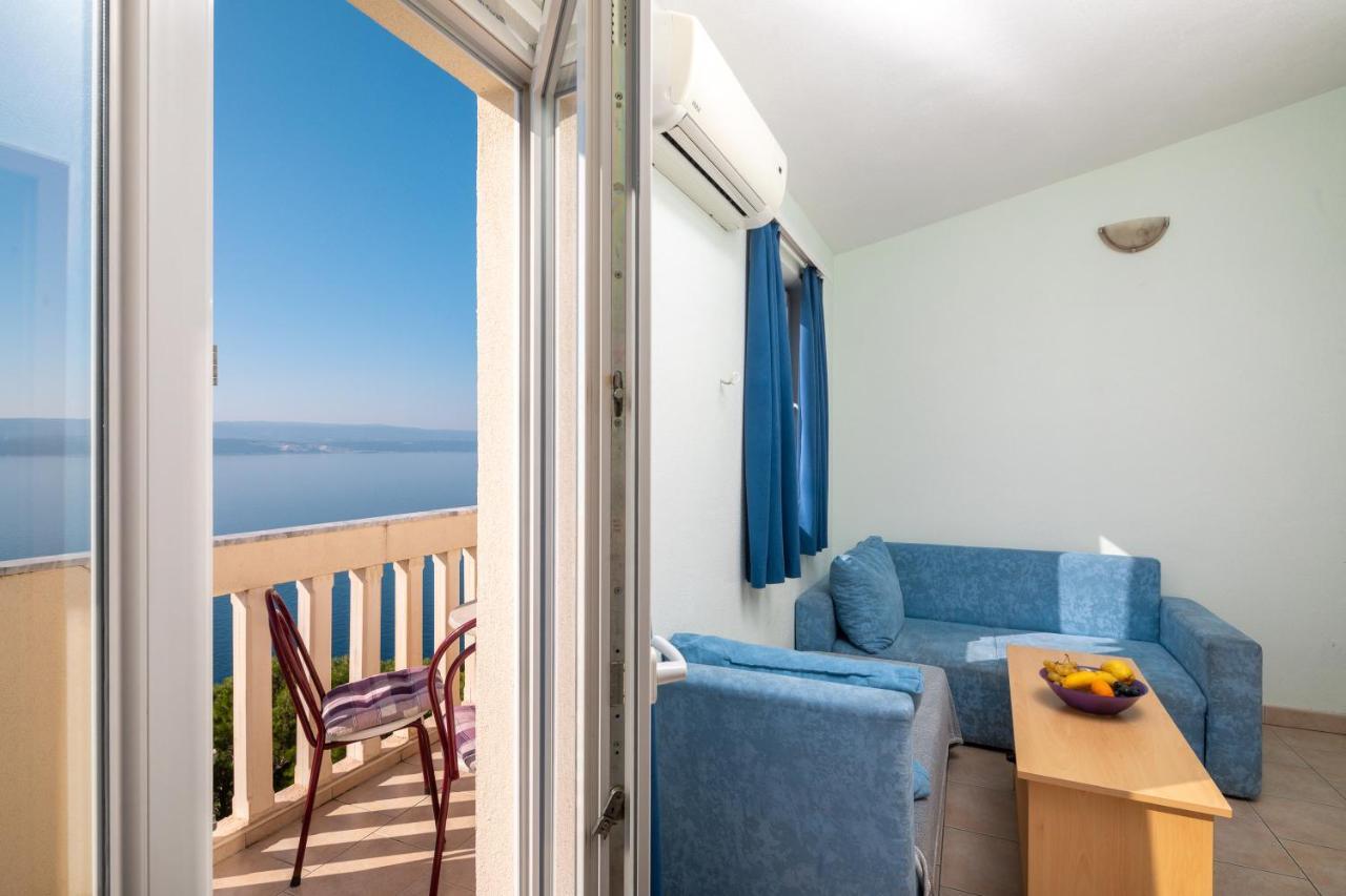 Apartments & Restaurant Galeb Marusici  외부 사진